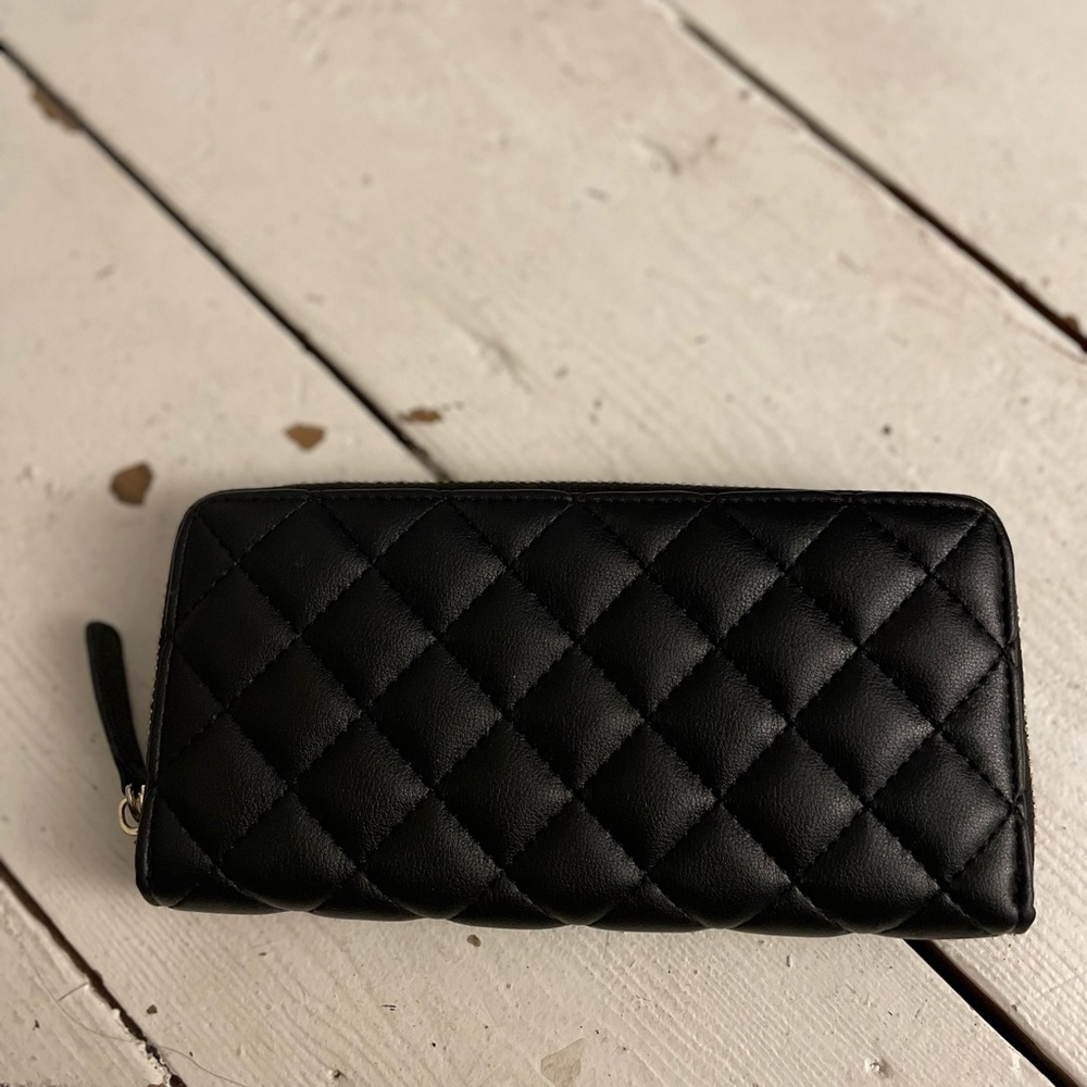 KC Jagger wallet c50